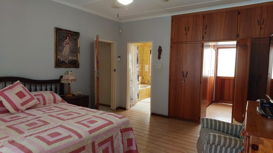 3 Bedroom Property for Sale in Kaffrarian Heights Eastern Cape